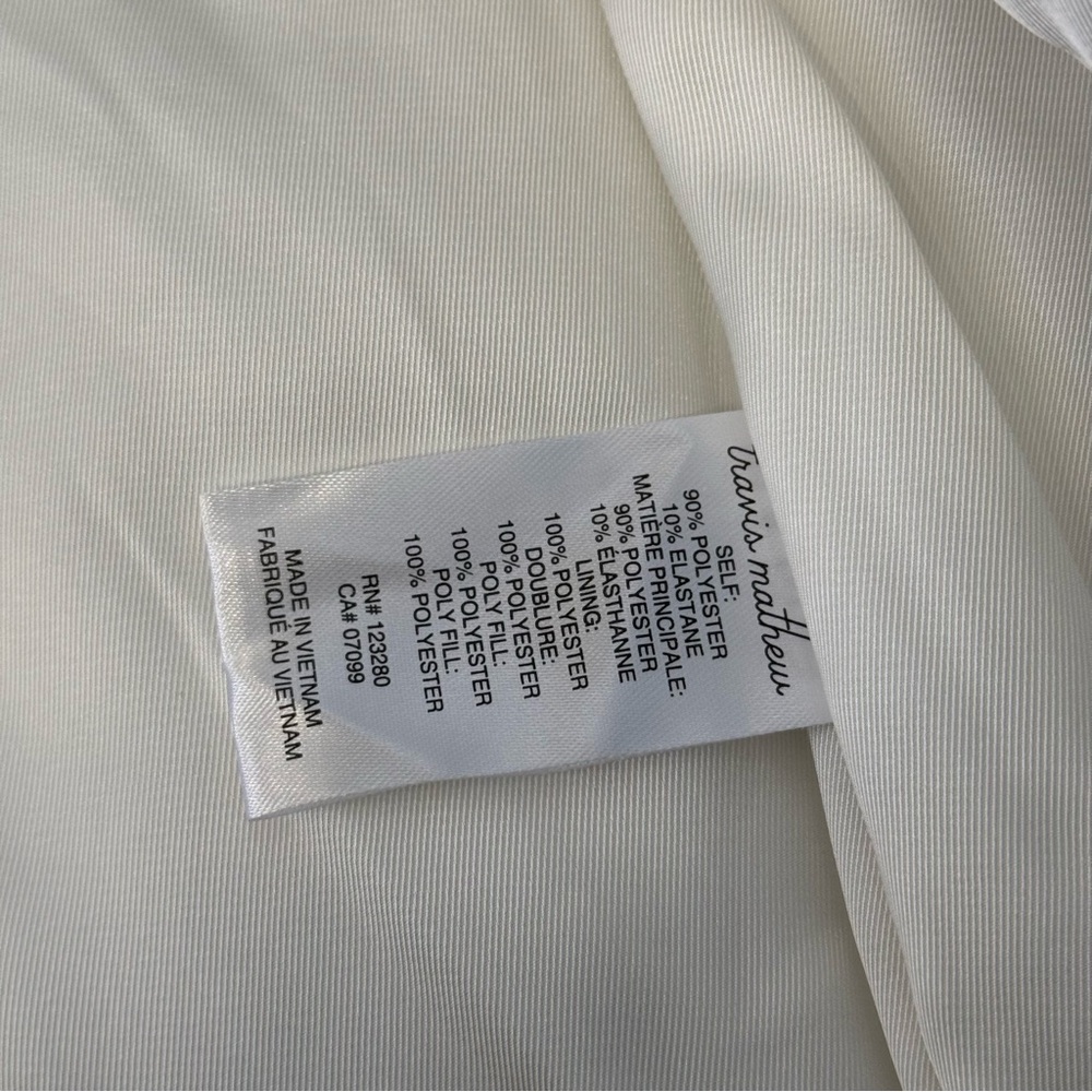 Mont Blanc Puff Jacket TravisMathew - Picture 9 of 14